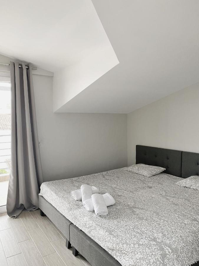 Delia Apartments Pefkochori Buitenkant foto