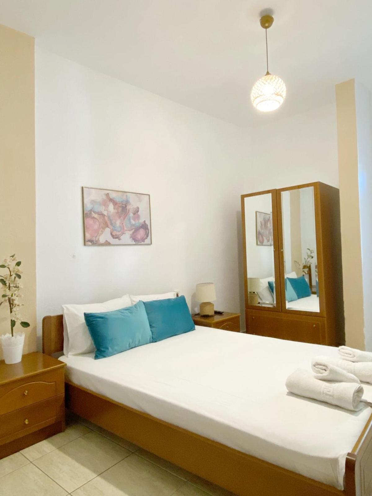 Delia Apartments Pefkochori Buitenkant foto