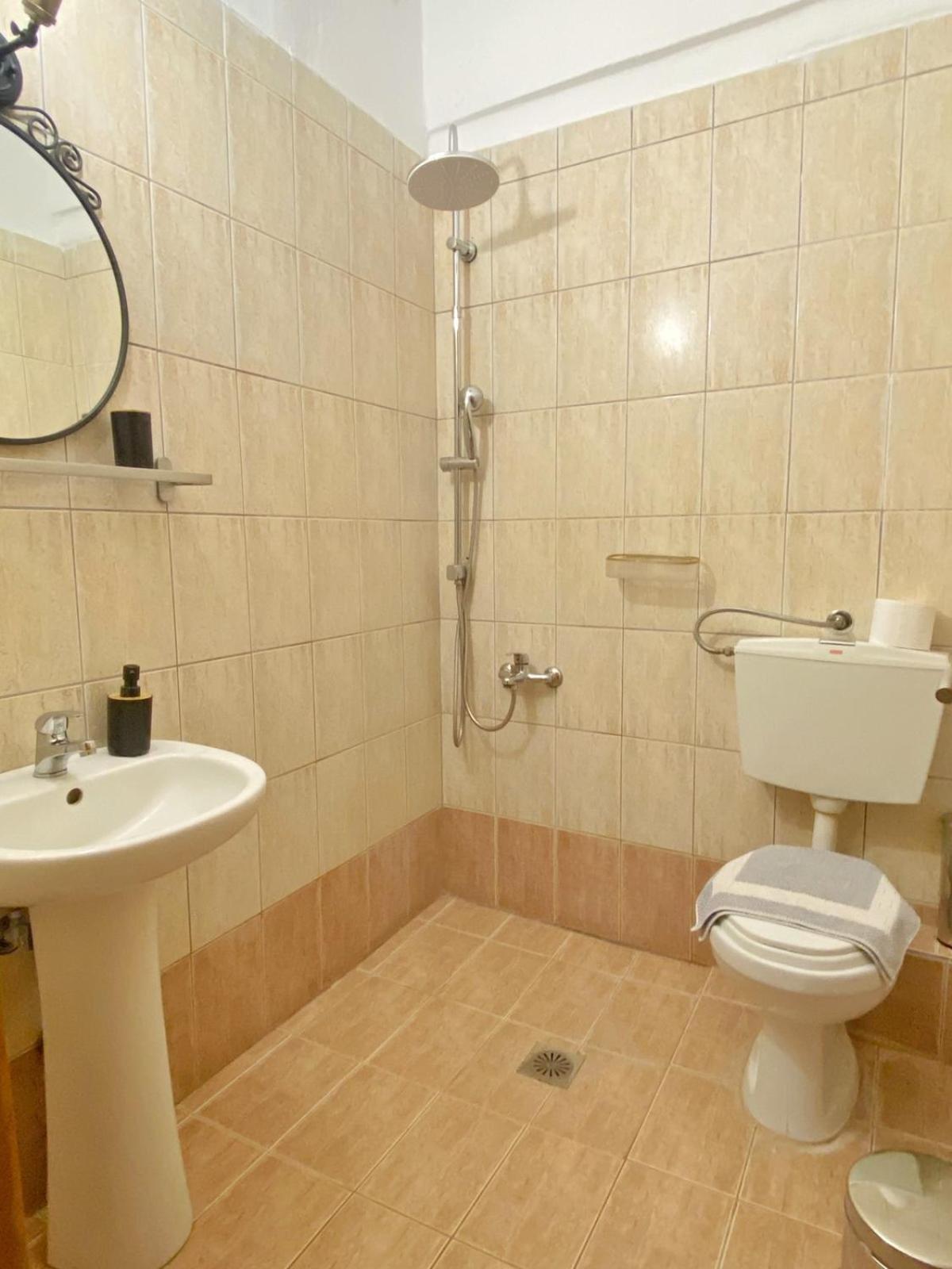 Delia Apartments Pefkochori Buitenkant foto